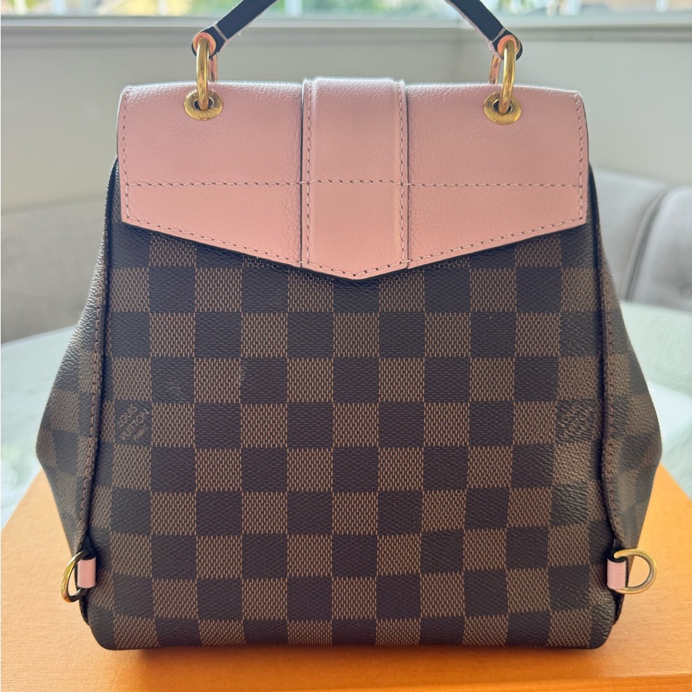 Louis Vuitton Clapton Backpack in Damier Ebene and Pink - Picture 4 of 16
